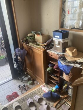 整理実績　玄関　ビフォアー